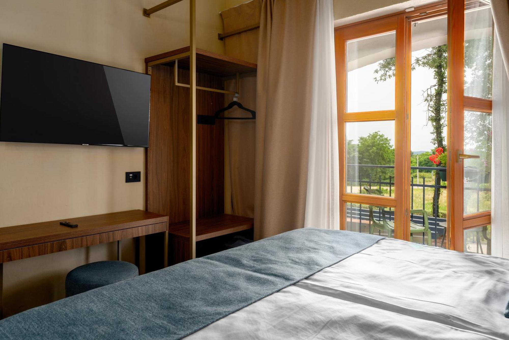 Boutique Hotel Paradiso Filipini Bagian luar foto